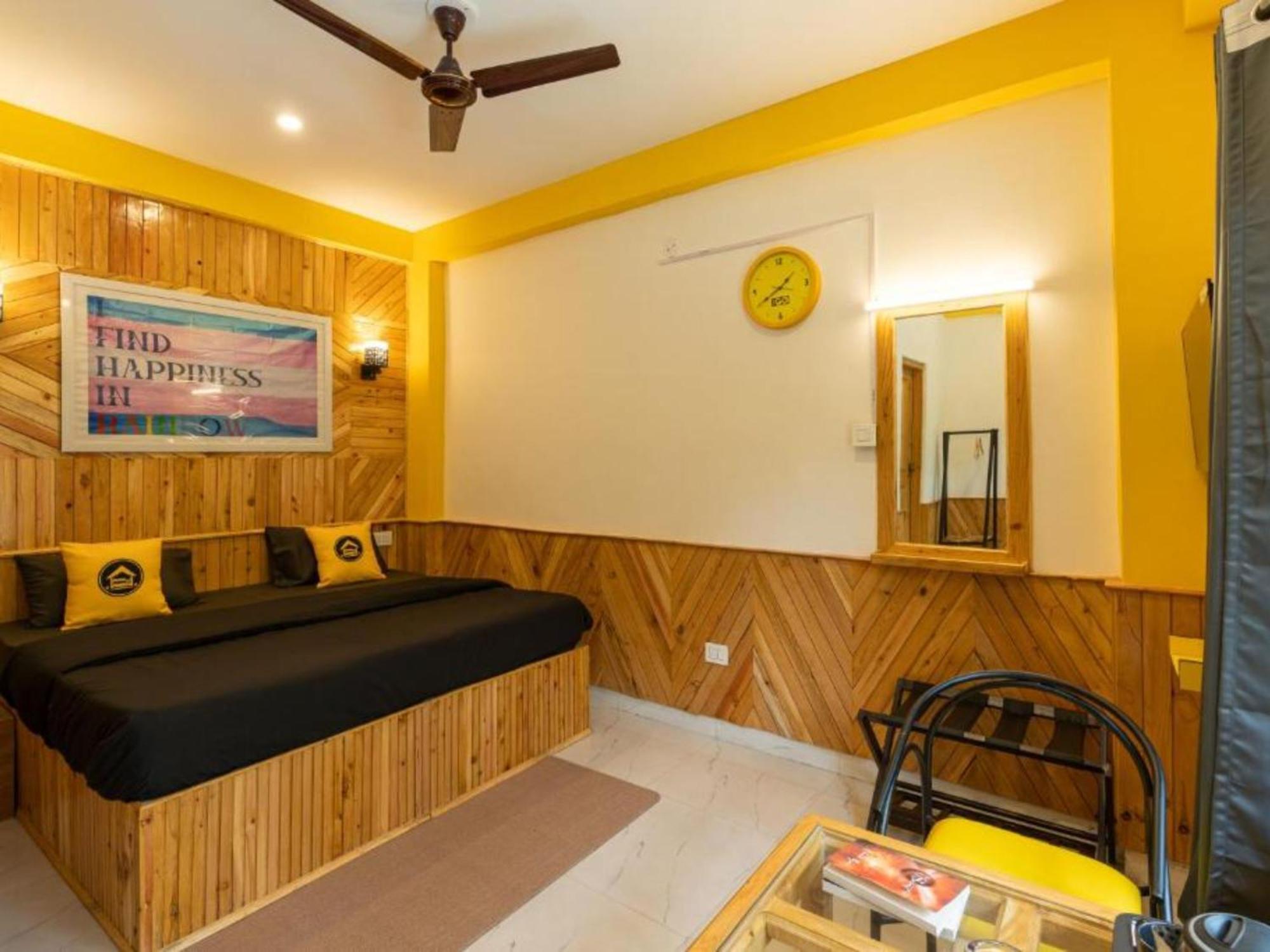 The Hosteller Kasol, Riverside Room photo