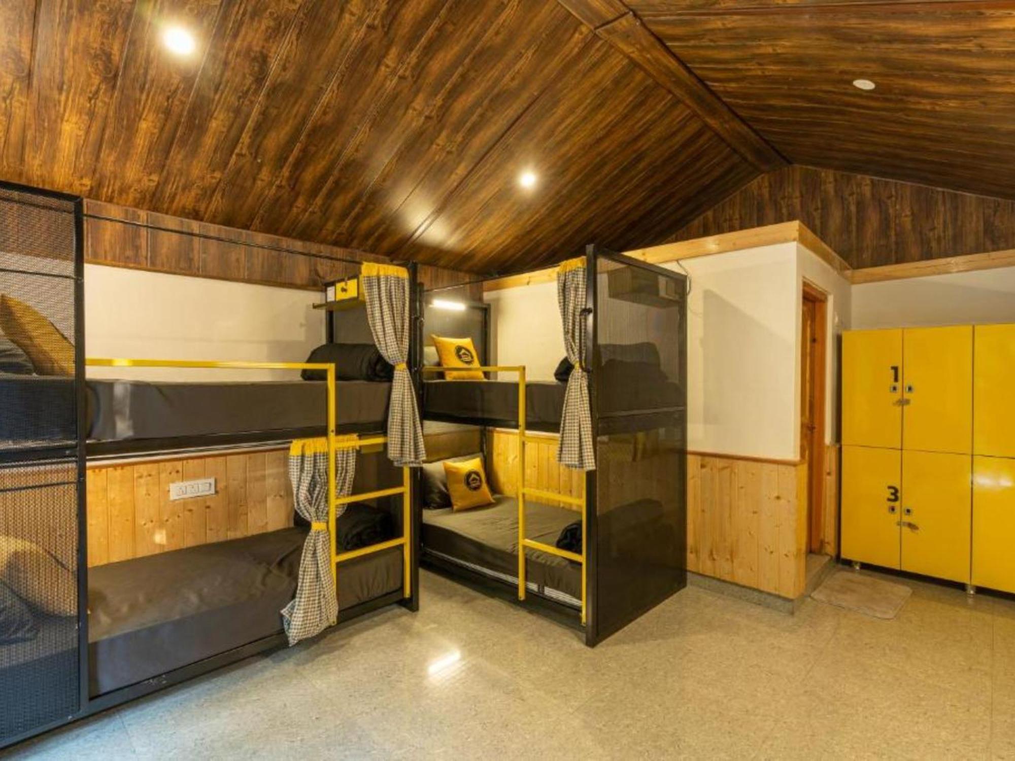 The Hosteller Kasol, Riverside Room photo